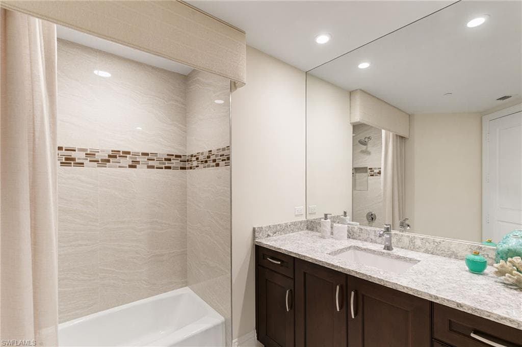 13665 Vanderbilt DR 701-37