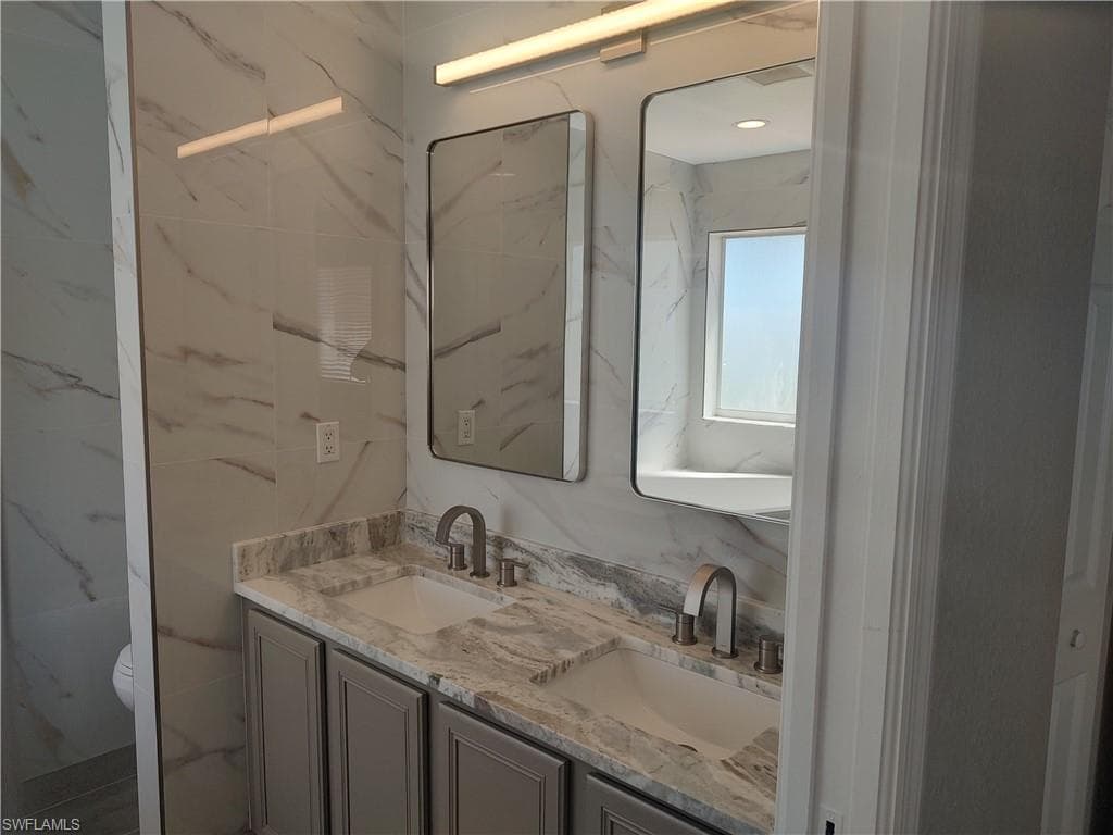 2434 Laurentina LN-10