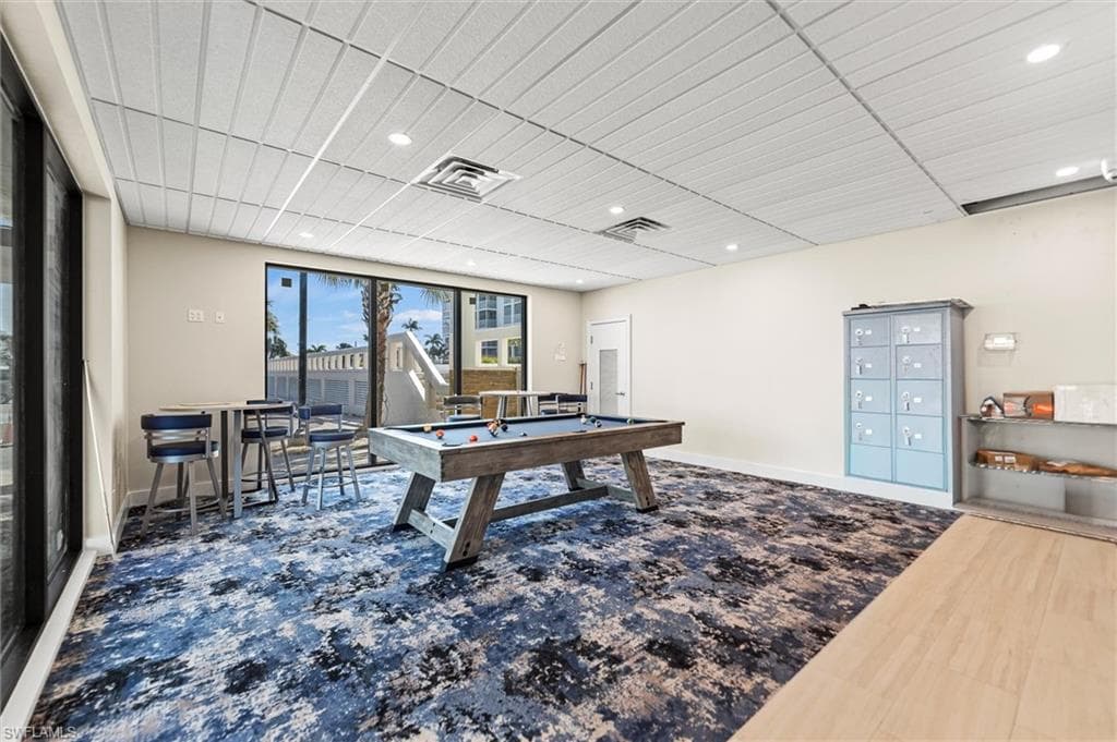 7146 Estero BLVD 415-25