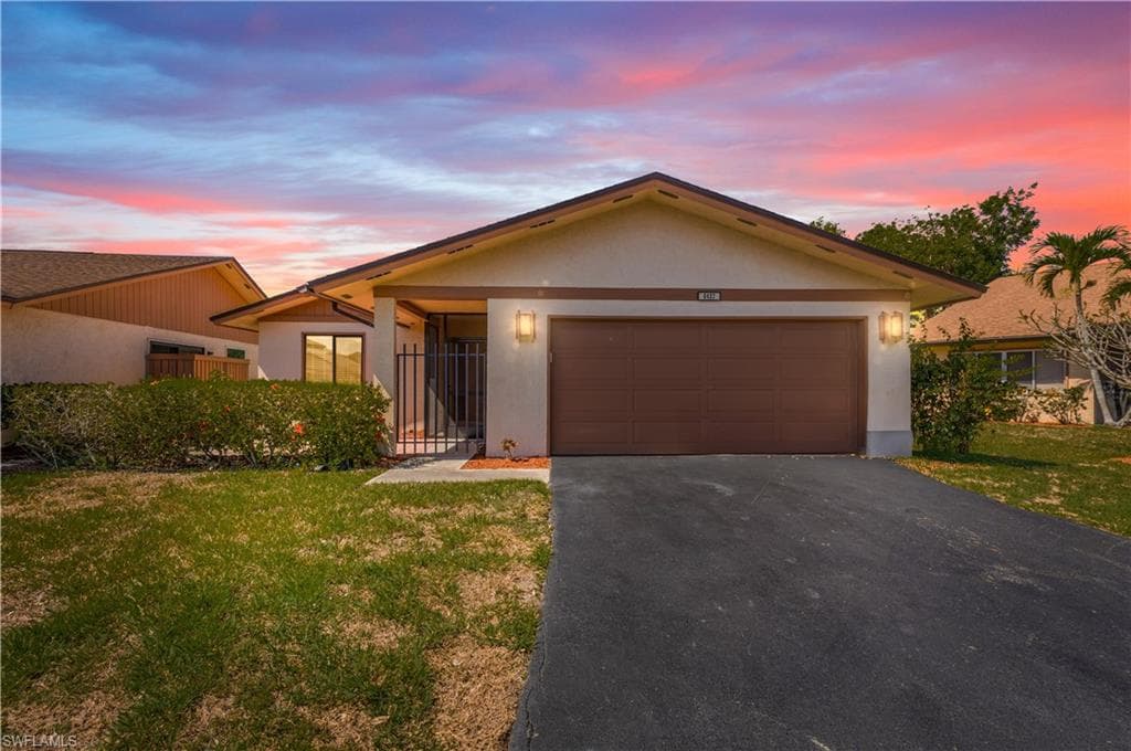 6487 Royal Woods DR-1