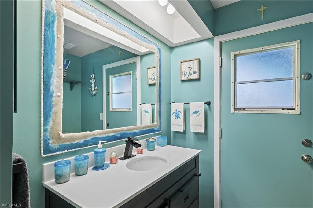 241 Connecticut AVE-22