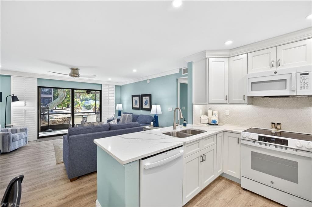 845 E Gulf DR 1521-9