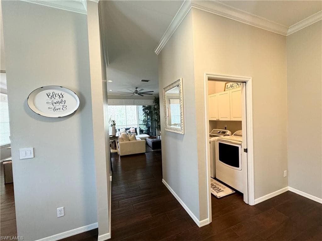 1061 Egrets Walk CIR 201-20