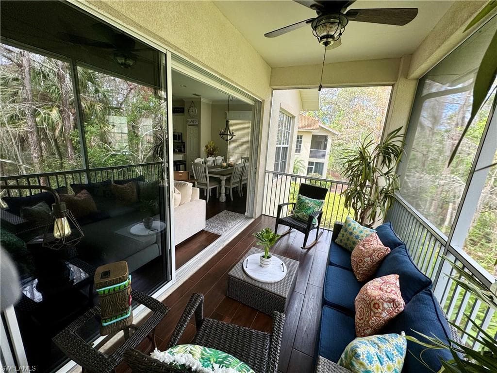 1061 Egrets Walk CIR 201-11