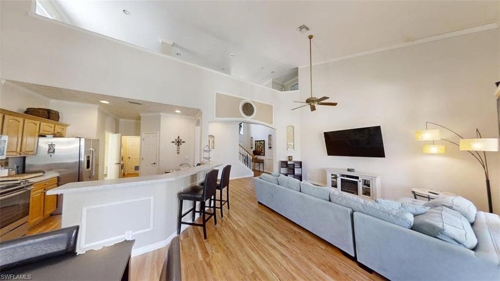 138 Burnt Pine DR-5