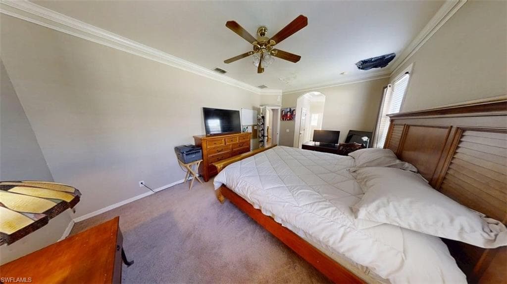 138 Burnt Pine DR-18