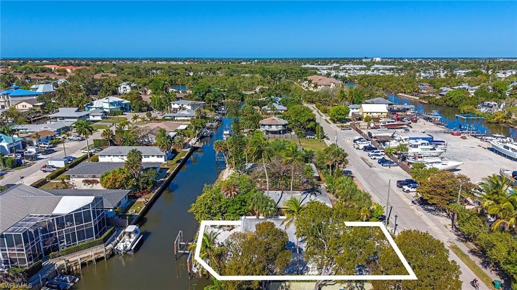 2836 Bayview DR-11