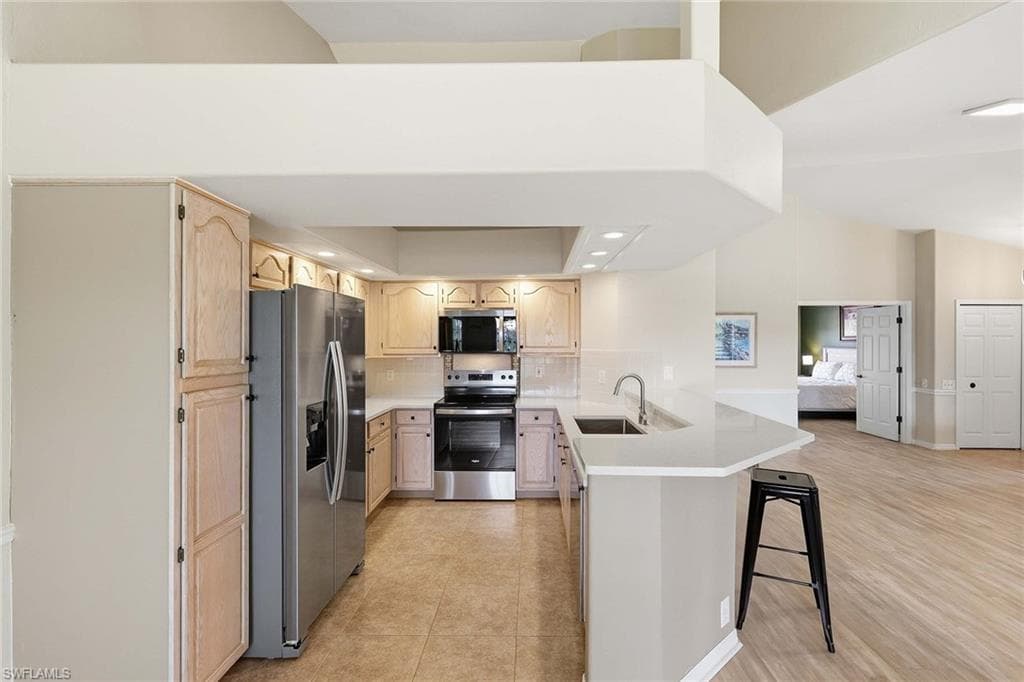 13200 Sherburne CIR 703-7