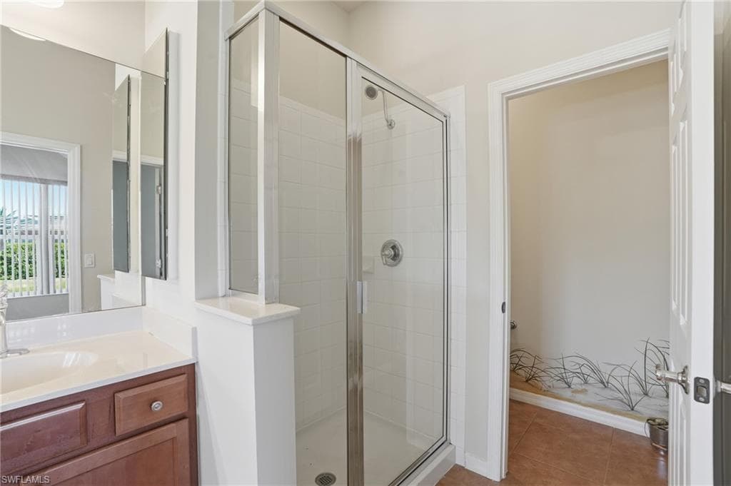2457 Sutherland CT-13