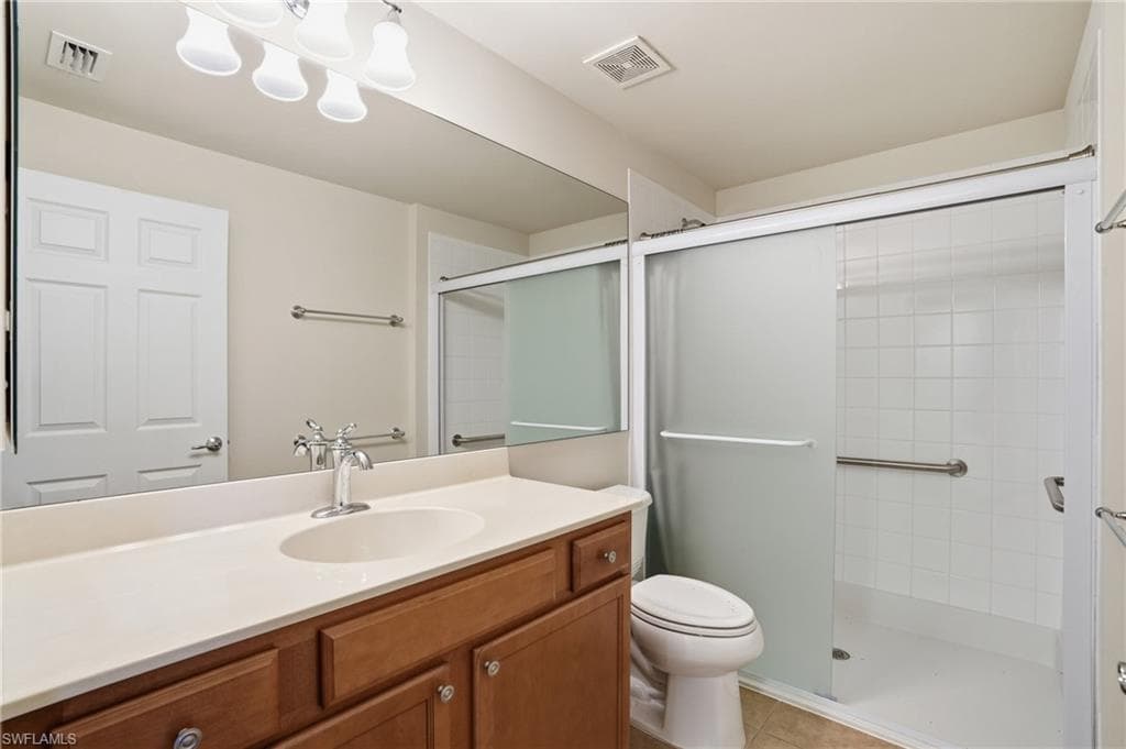 2457 Sutherland CT-17