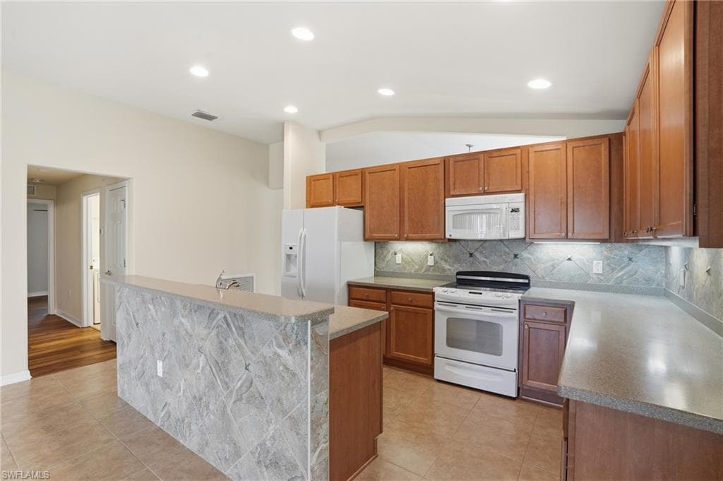 2457 Sutherland CT-7
