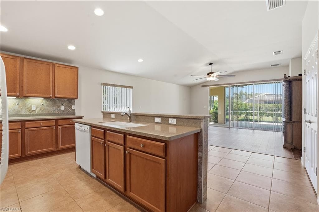 2457 Sutherland CT-5