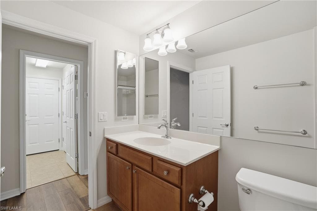 2457 Sutherland CT-18