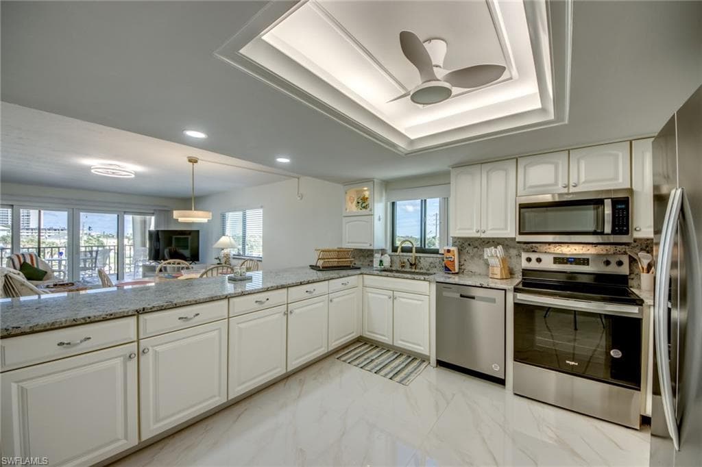 2532 Estero BLVD 208-2