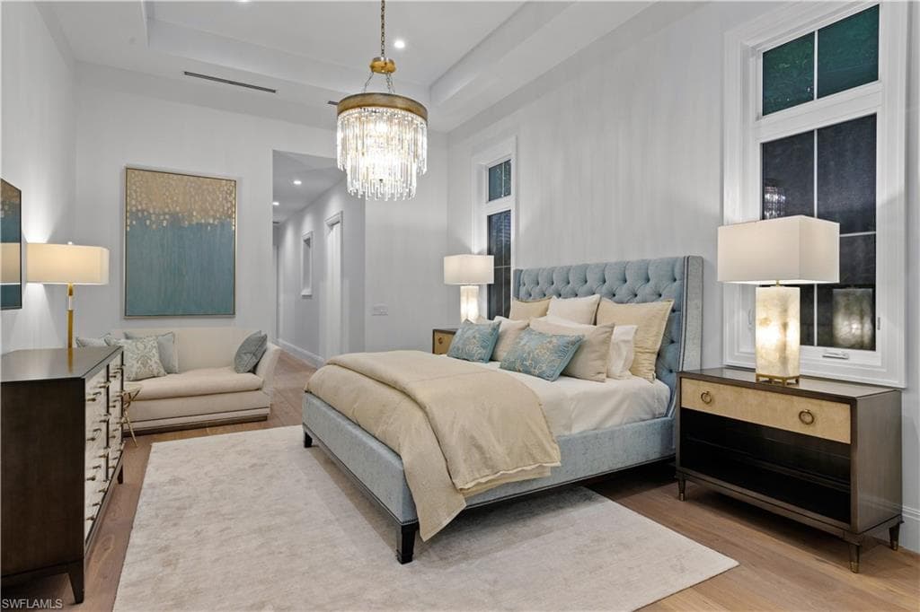 750 Myrtle TER-17