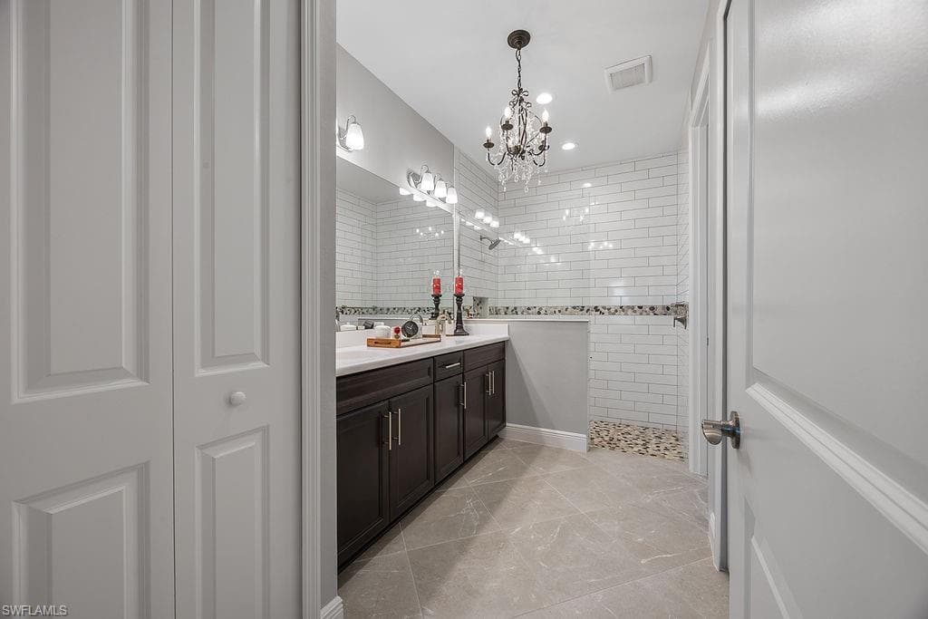 4584 Centaurus CIR-22