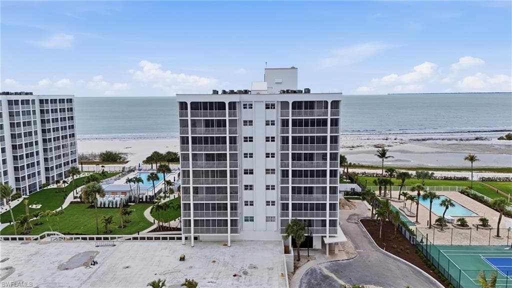 7146 Estero BLVD PH14-42