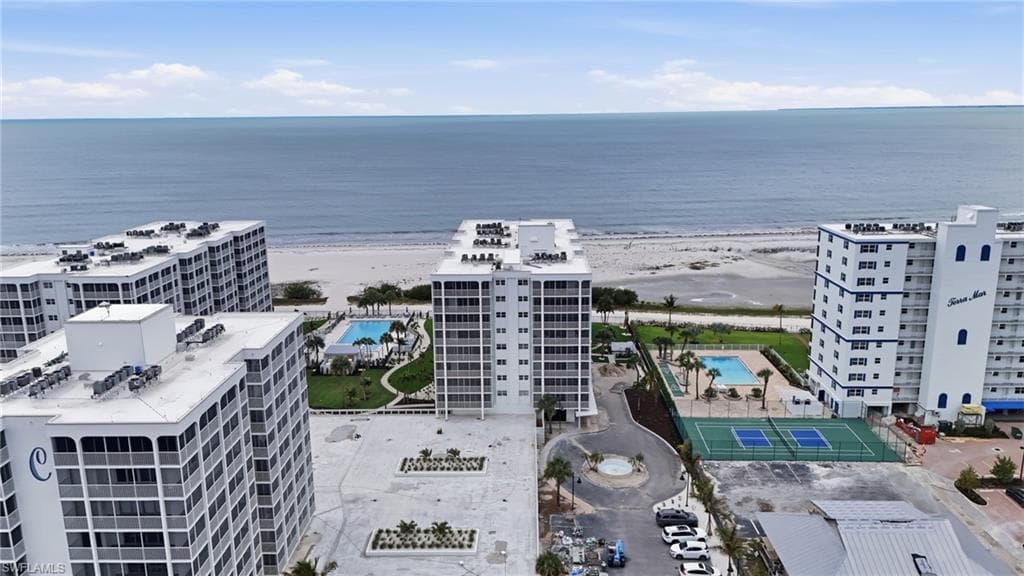 7146 Estero BLVD PH14-46