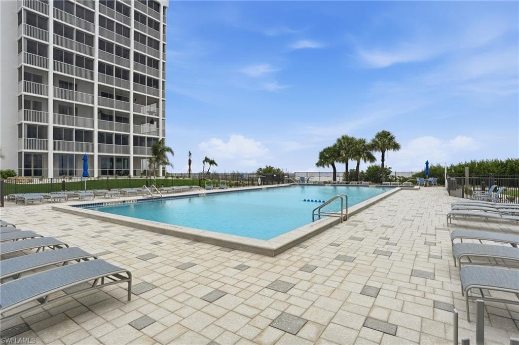 7146 Estero BLVD PH14-40