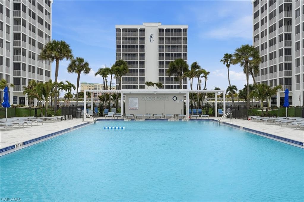 7146 Estero BLVD PH14-39