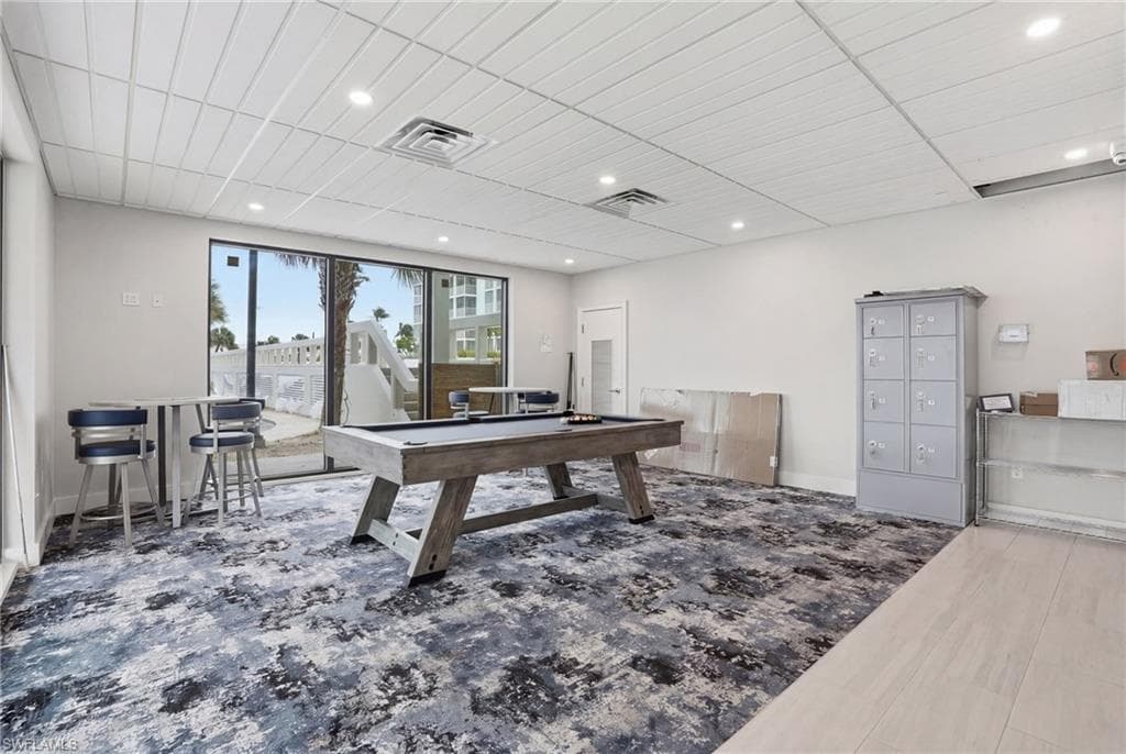 7146 Estero BLVD PH14-21