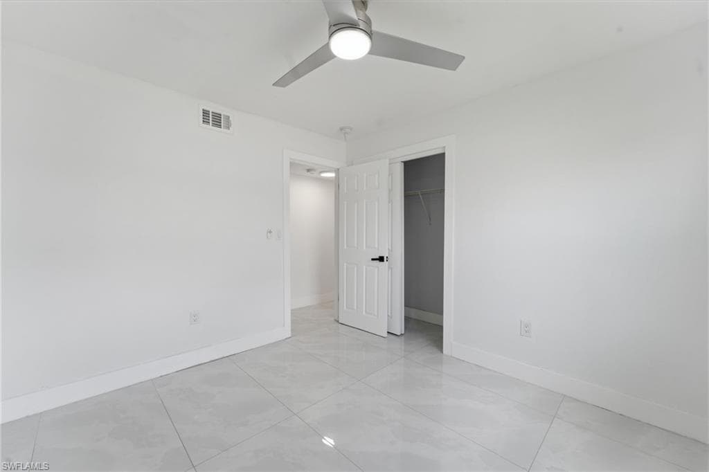 1637 Winkler AVE-22