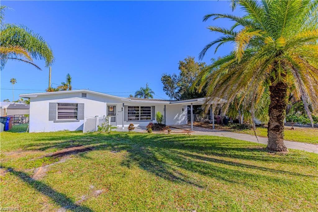 1637 Winkler AVE-1