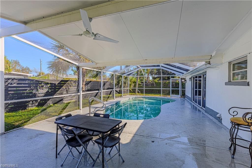 1637 Winkler AVE-31