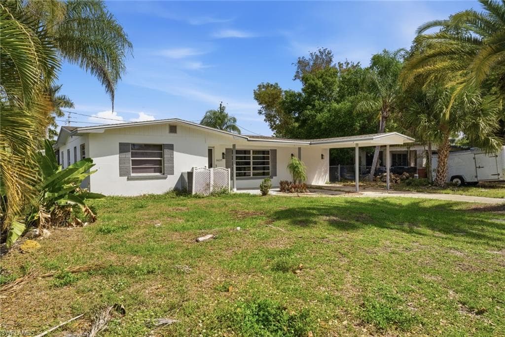 1637 Winkler AVE-4