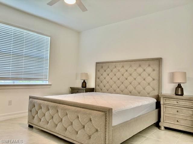 28318 CAPTIVA SHELL LOOP-15