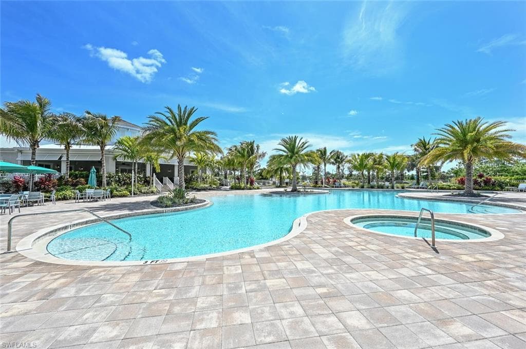 28318 CAPTIVA SHELL LOOP-31