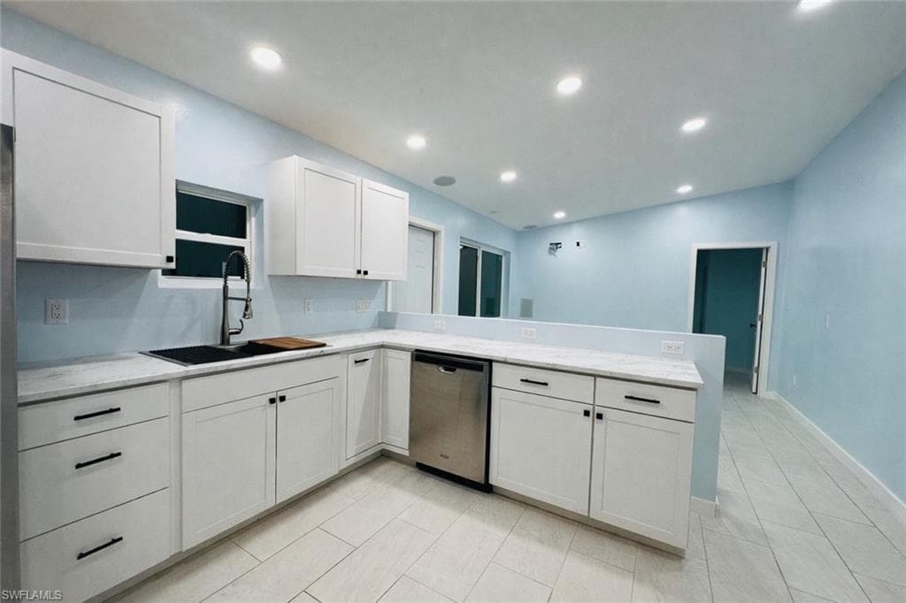 149 Hibiscus DR-3