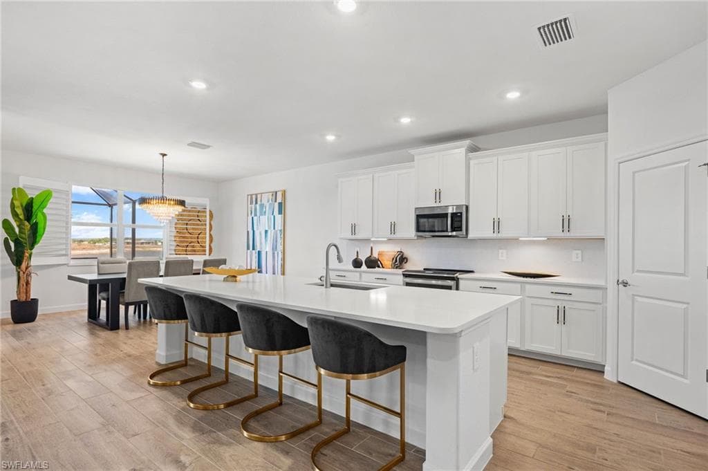 3517 Stormy Creek LN-7