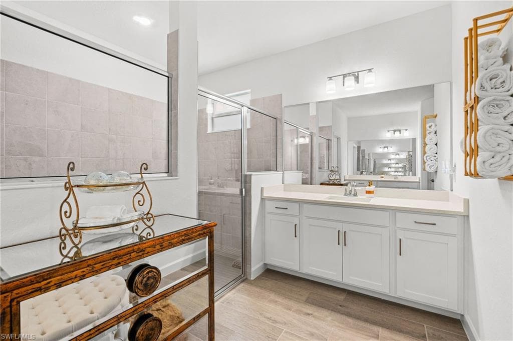 3517 Stormy Creek LN-29