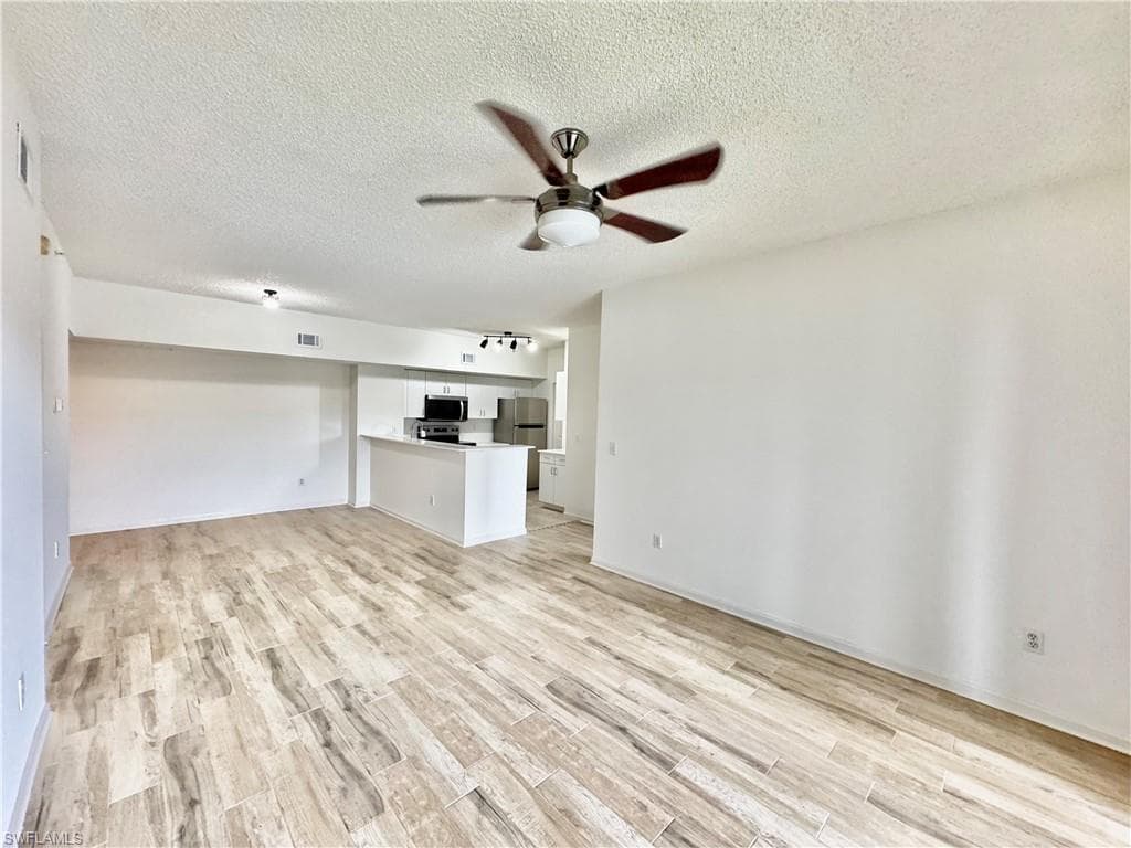 1830 Florida Club CIR 4304-8