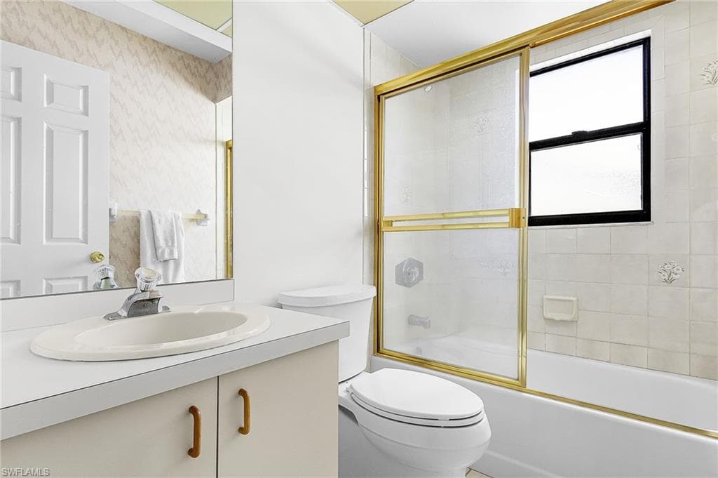4620 SE 5th PL 206-7