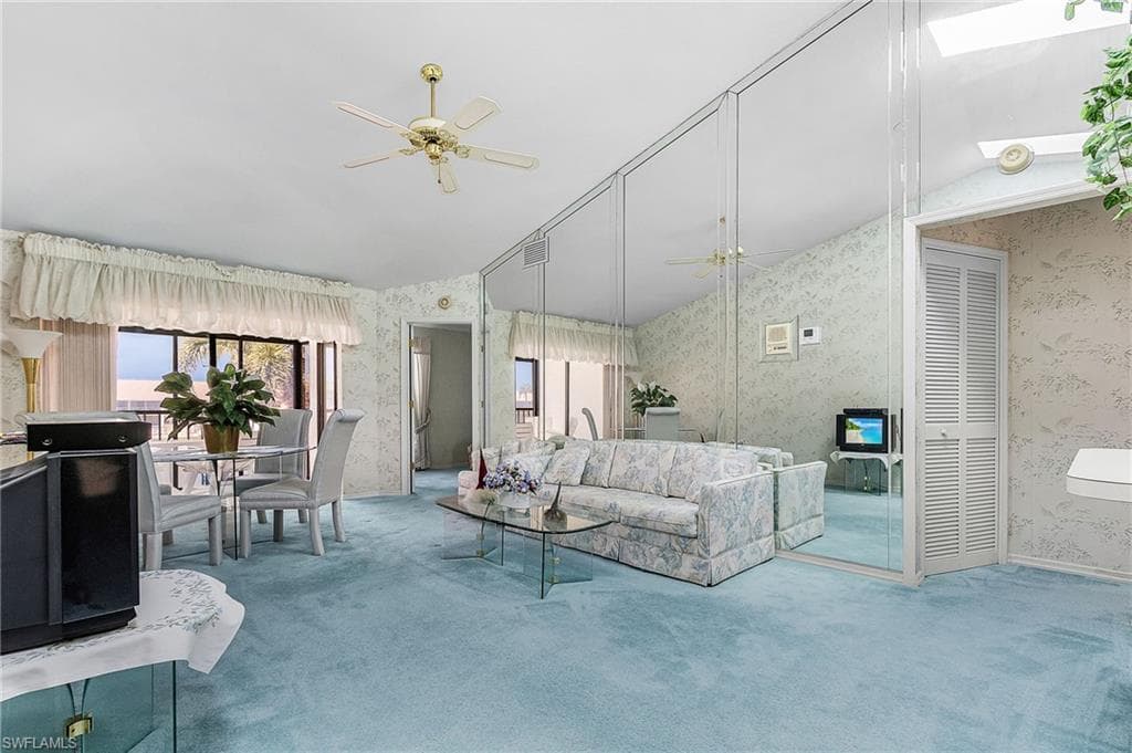 4620 SE 5th PL 206-3