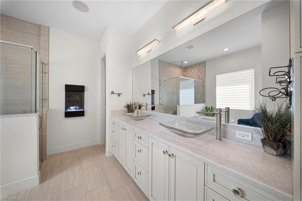 3721 Sapphire Cove CIR-13