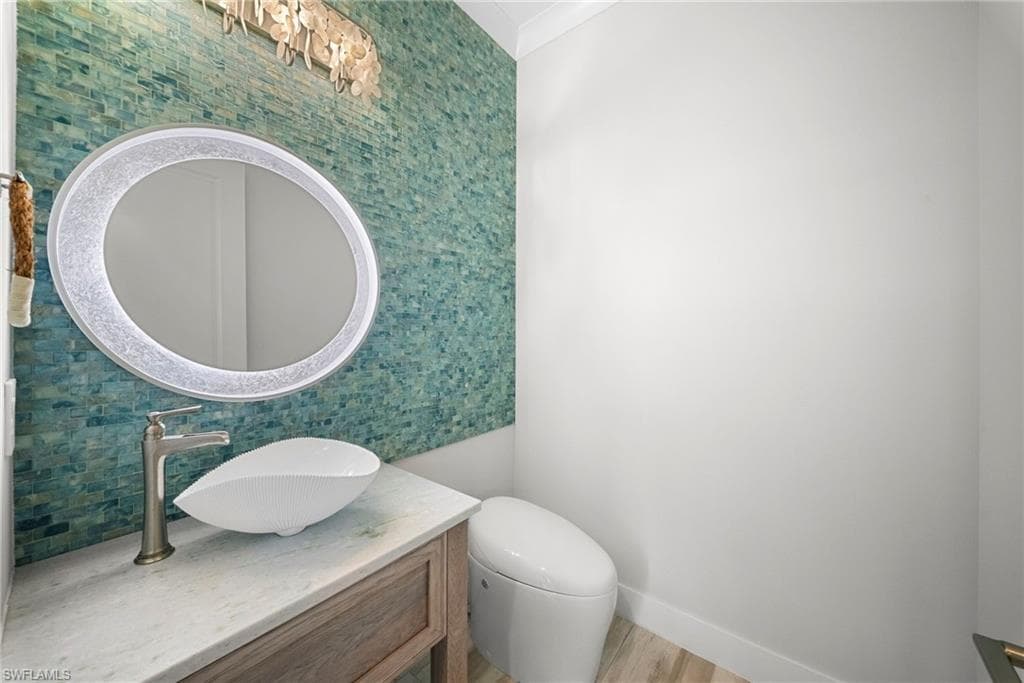 3721 Sapphire Cove CIR-25