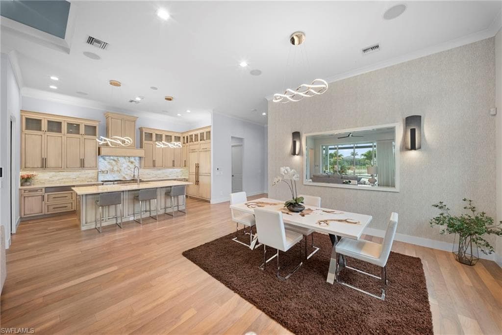 3721 Sapphire Cove CIR-21