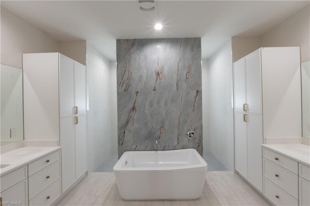 1257 22nd AVE N-15