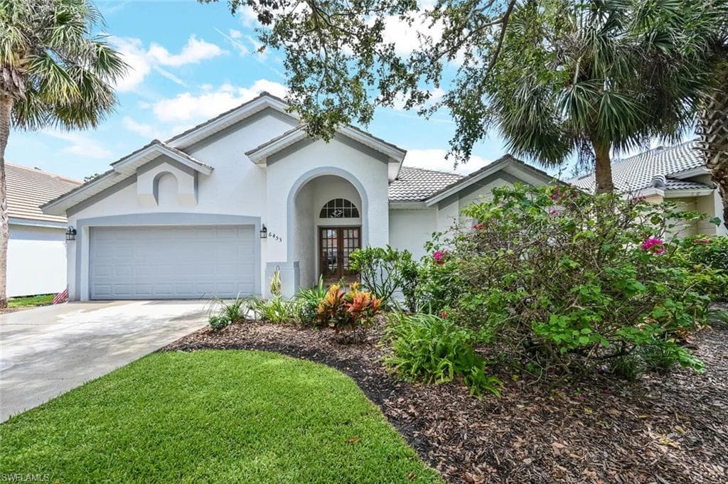 6453 Autumn Woods BLVD-1