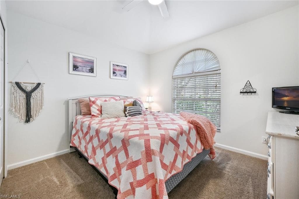 6453 Autumn Woods BLVD-28