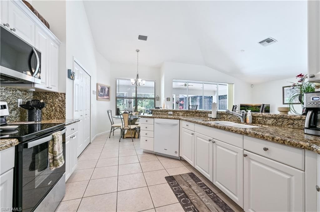 6453 Autumn Woods BLVD-9