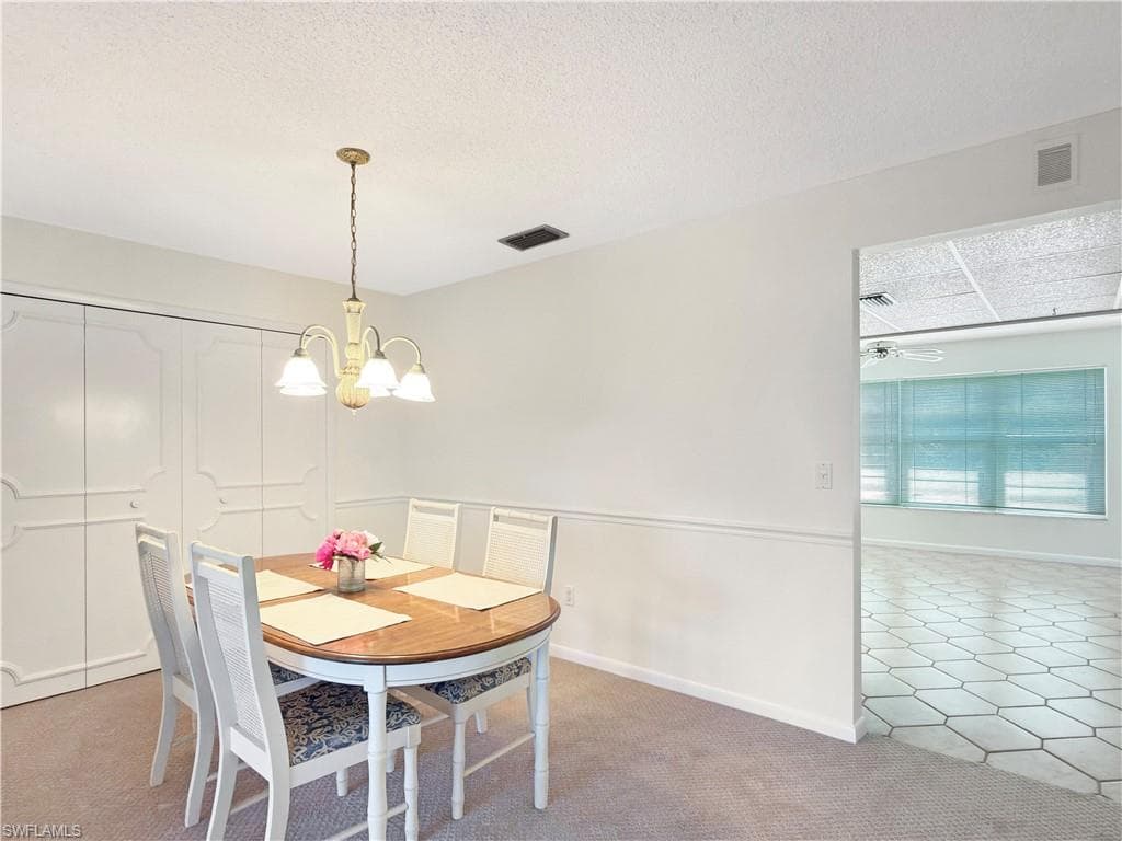 1326 S Brandywine CIR 4-6