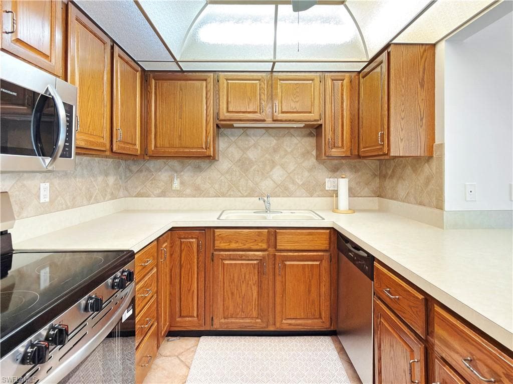 1326 S Brandywine CIR 4-10