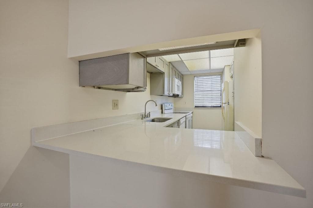 5369 Treetops DR M102-4