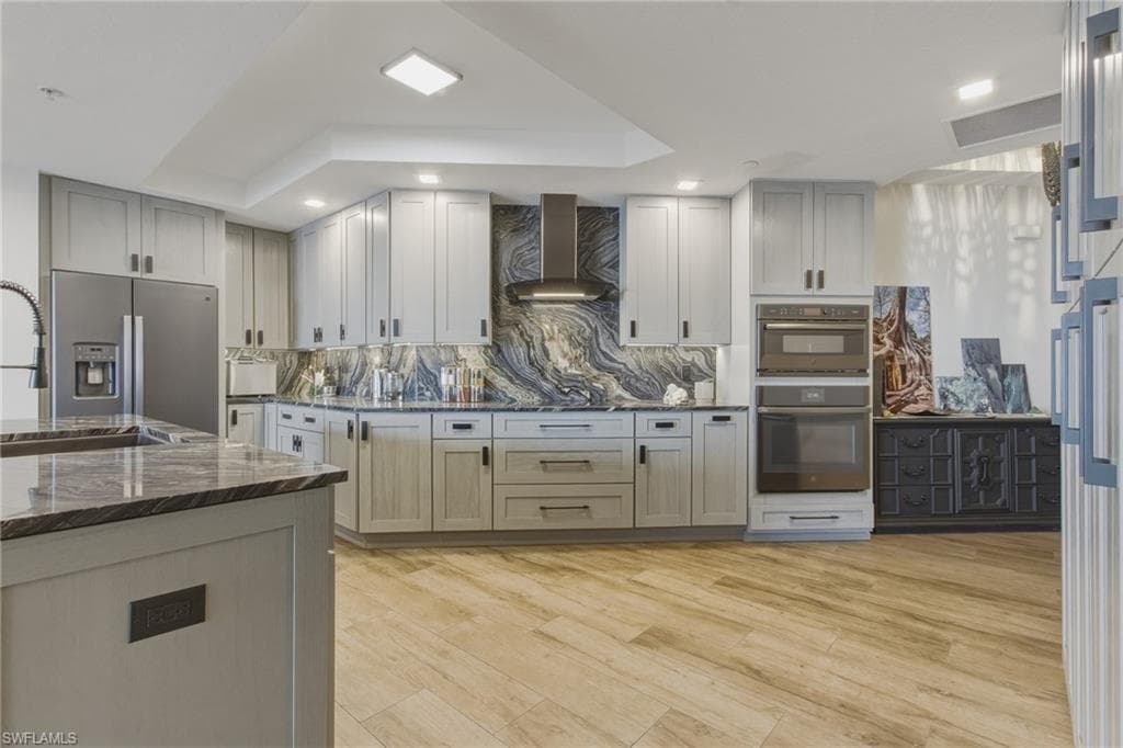 2743 1st ST 904-16