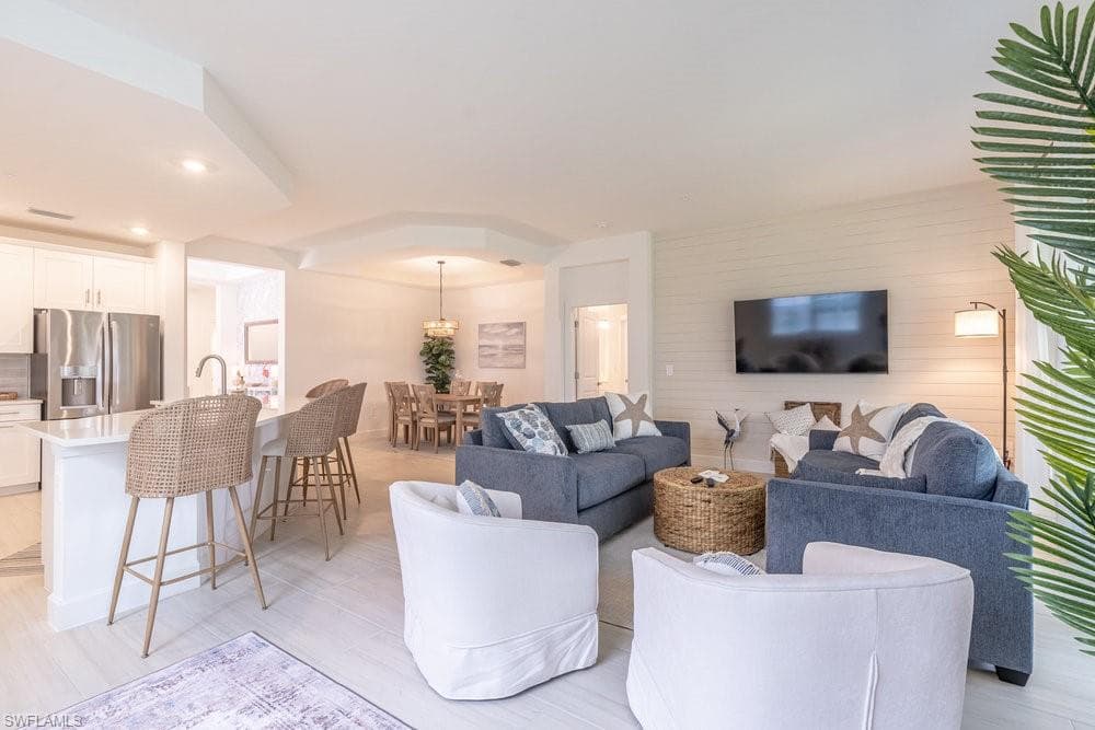 16903 Fairgrove WAY 102-12