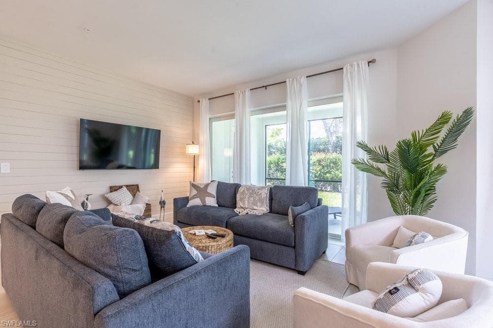 16903 Fairgrove WAY 102-11